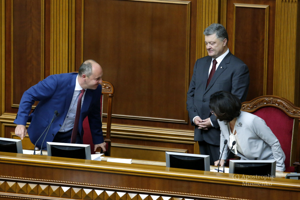 Радикалы бросили вызов Генпрокурору: каков будет ответ Луценко?