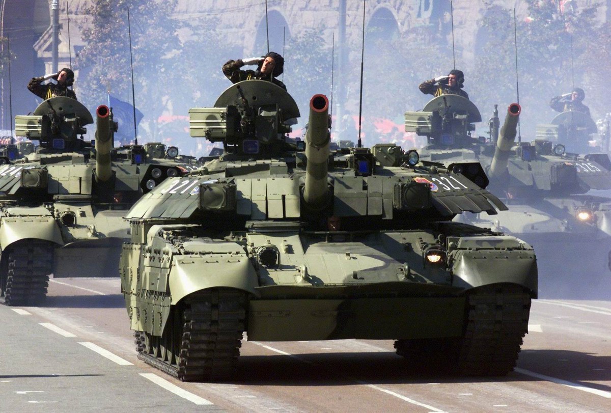 Зрелищное видео с украинскими танками! Дух захватывает от этой мощи